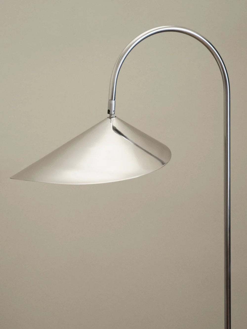 Arum Floor Lamp - Stainless Steel