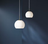 Corp de iluminat suspendat Ball Glass - Opal White