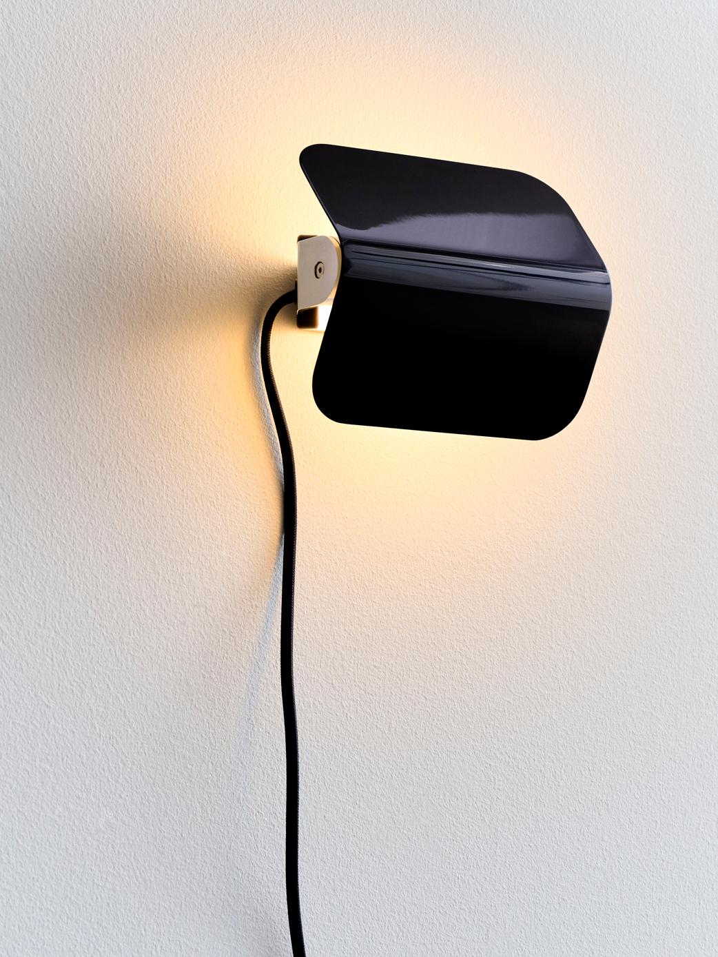 Apex Wall Lamp - Iron black
