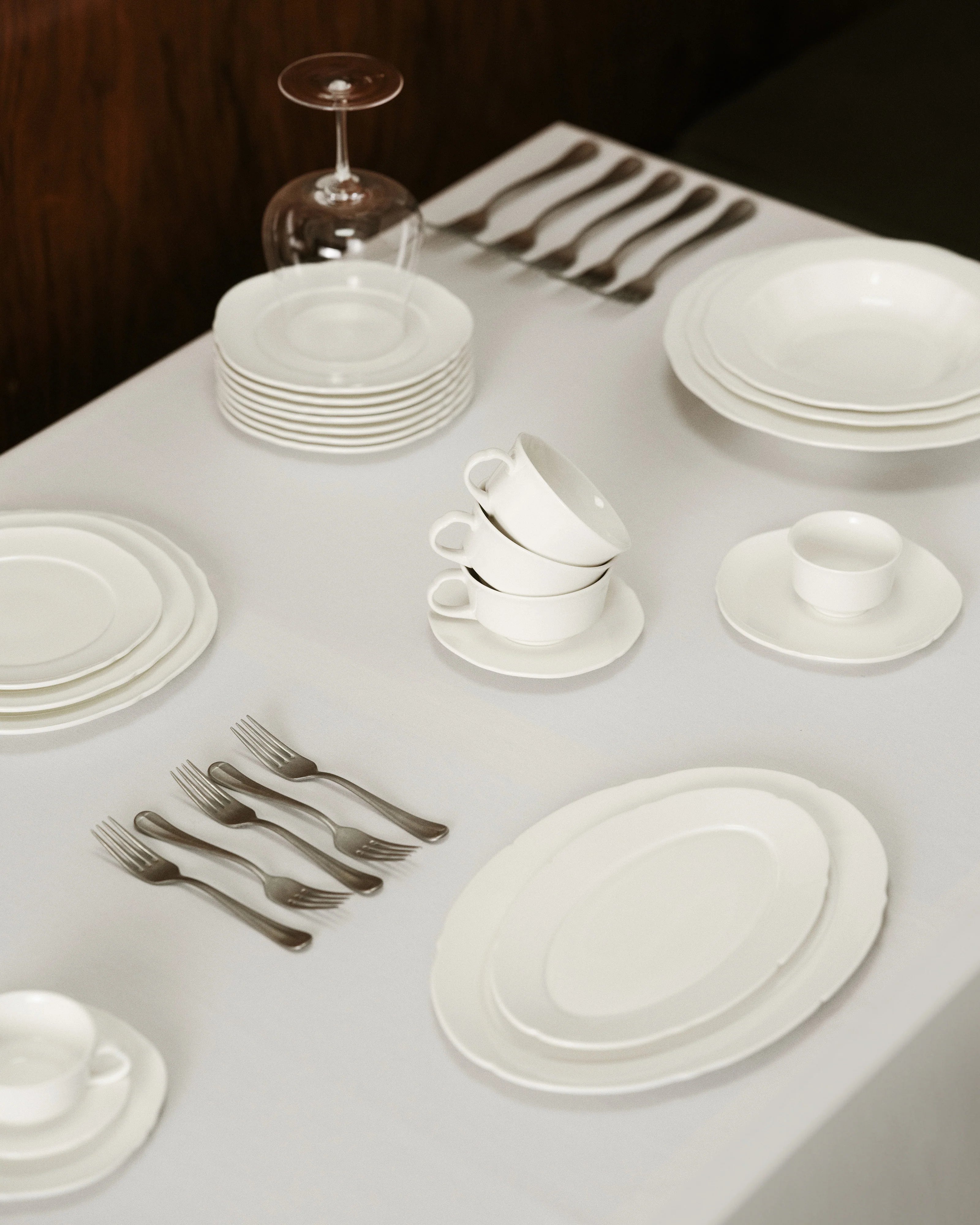Farfurie Silhouette ovala L24.5 cm - Set de 4