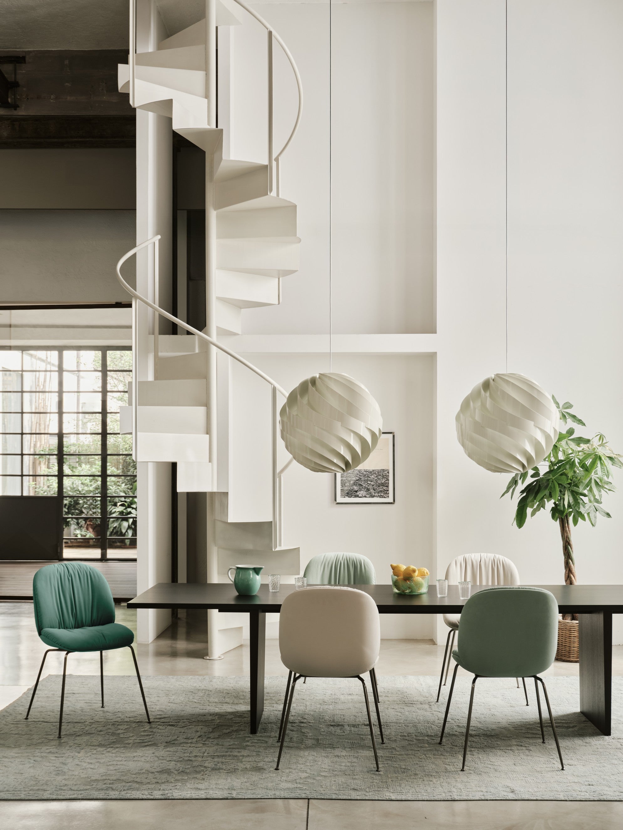 Scaun de Dining Beetle Soft - Complet tapitat, baza conica