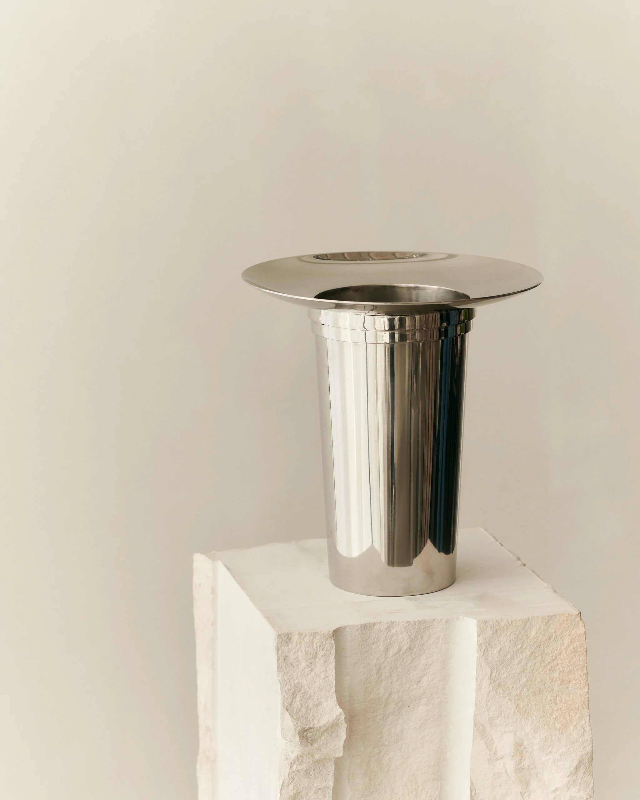 Fountain Vase 01