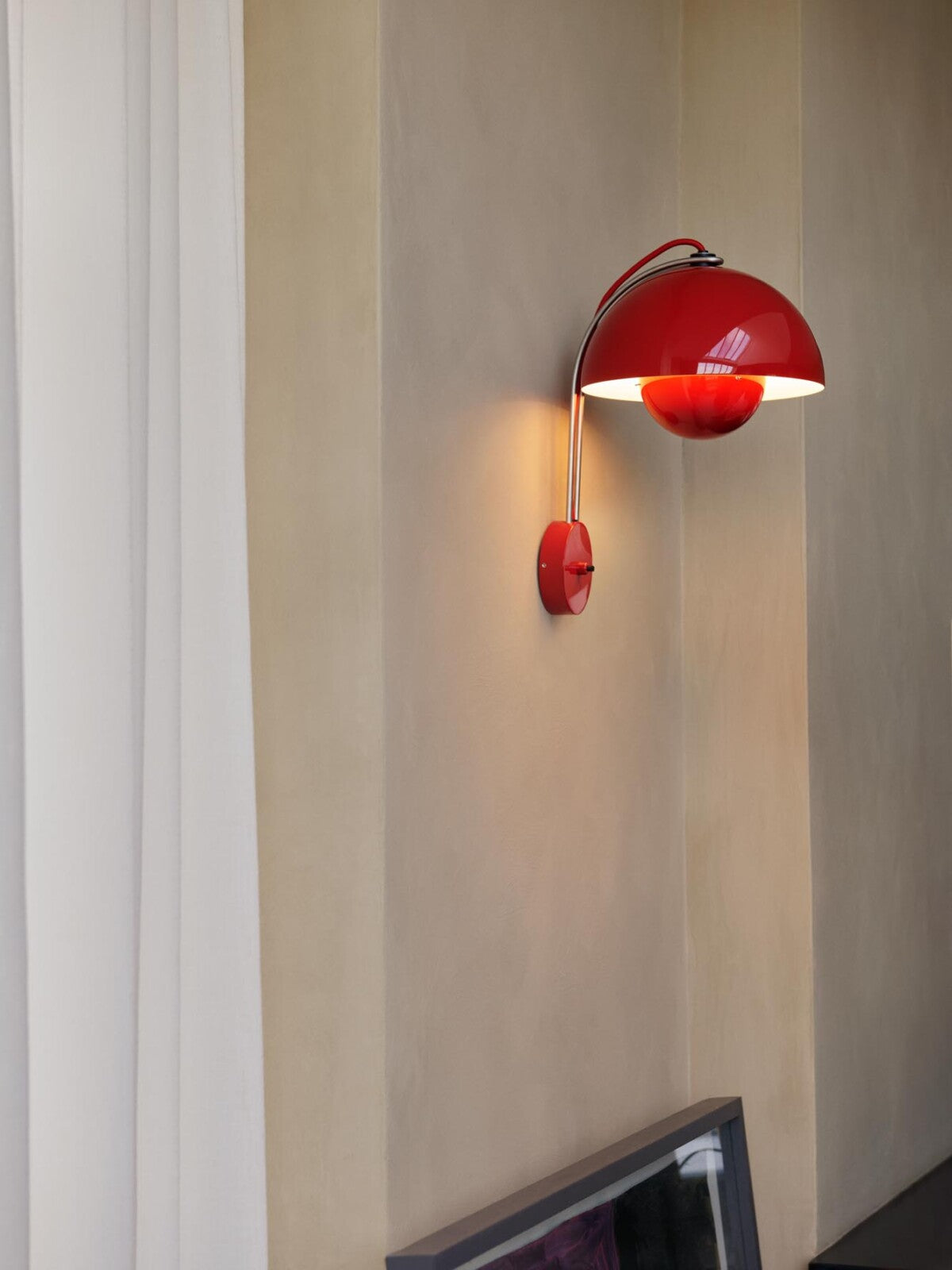 Aplică Flowerpot VP8 - Vermillion Red