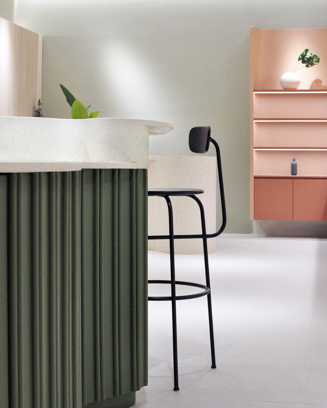 Scaun de bar / insulă Afteroom - MDF negru