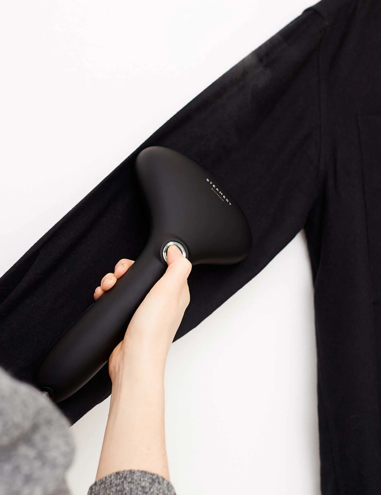 Cirrus No.2 Hand-steamer - Black