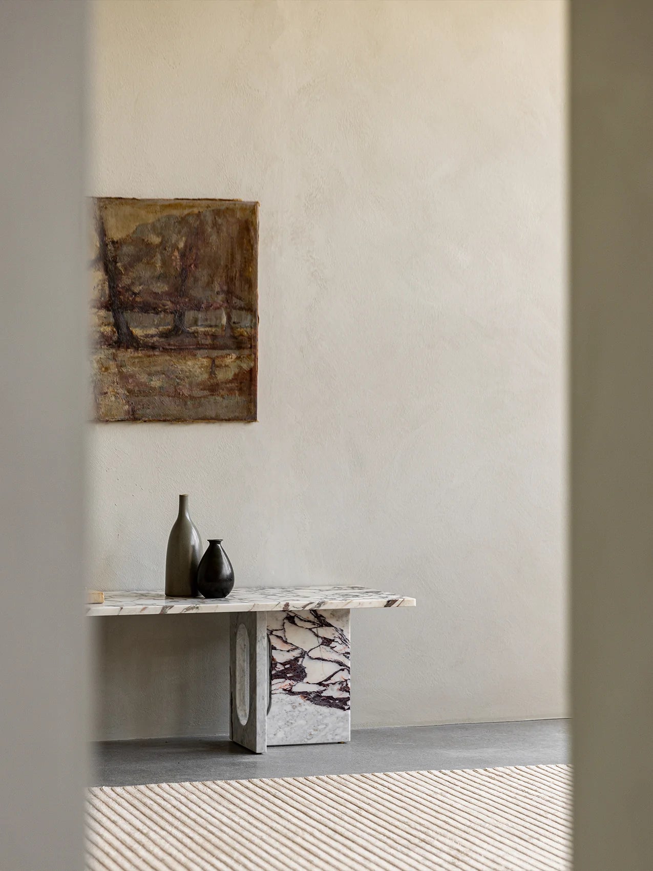 Androgyne Lounge Table, Calacatta Viola Marble