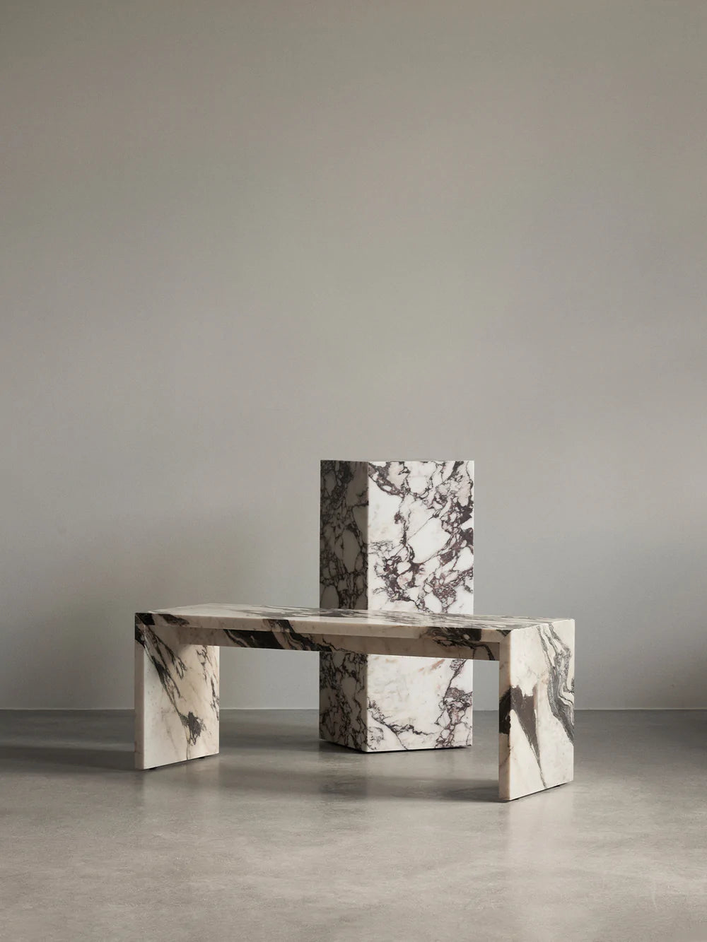 Plinth Pedestal - Calacatta Viola Marble