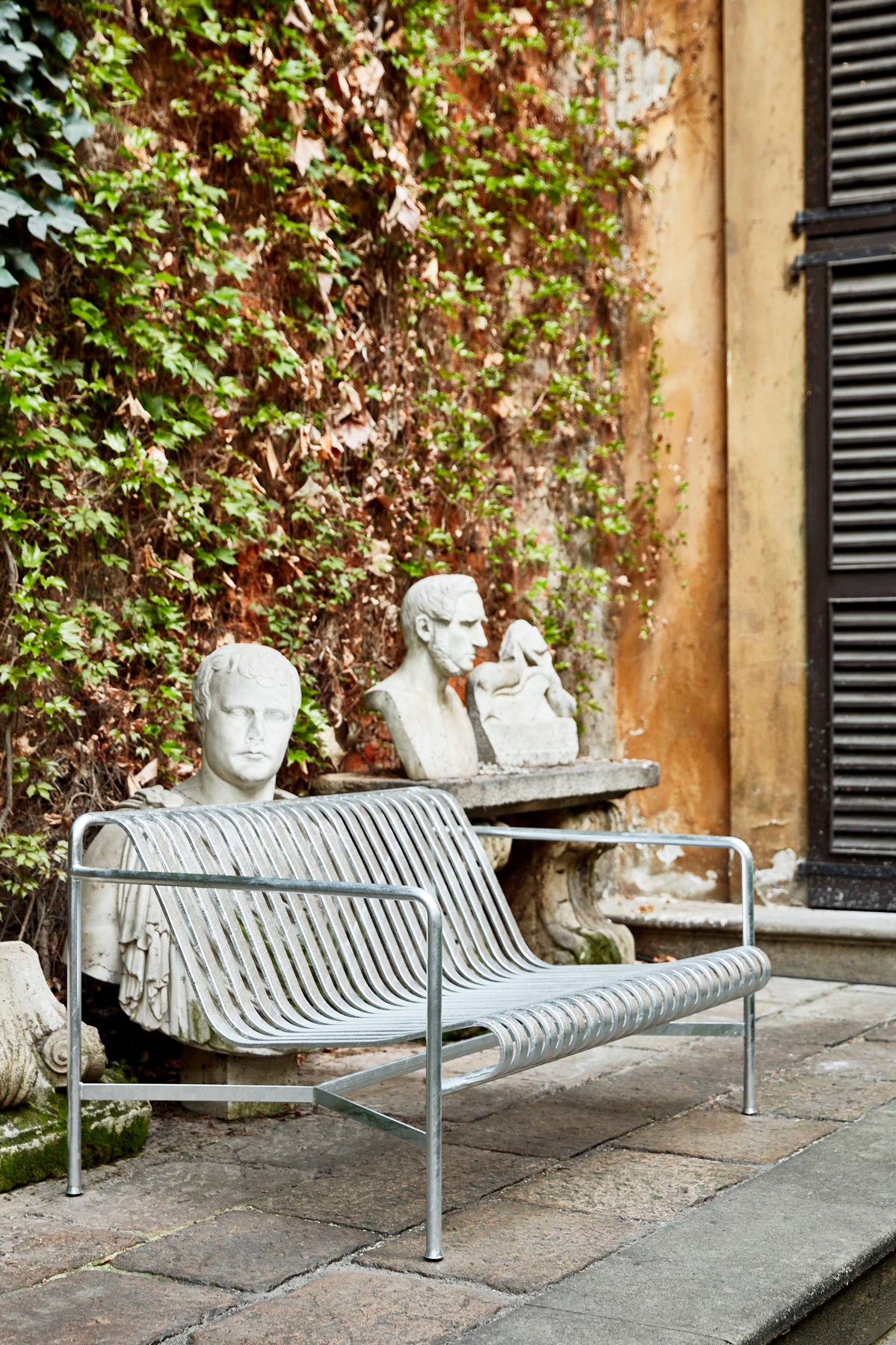 Palissade Lounge Sofa - Hot Galvanised