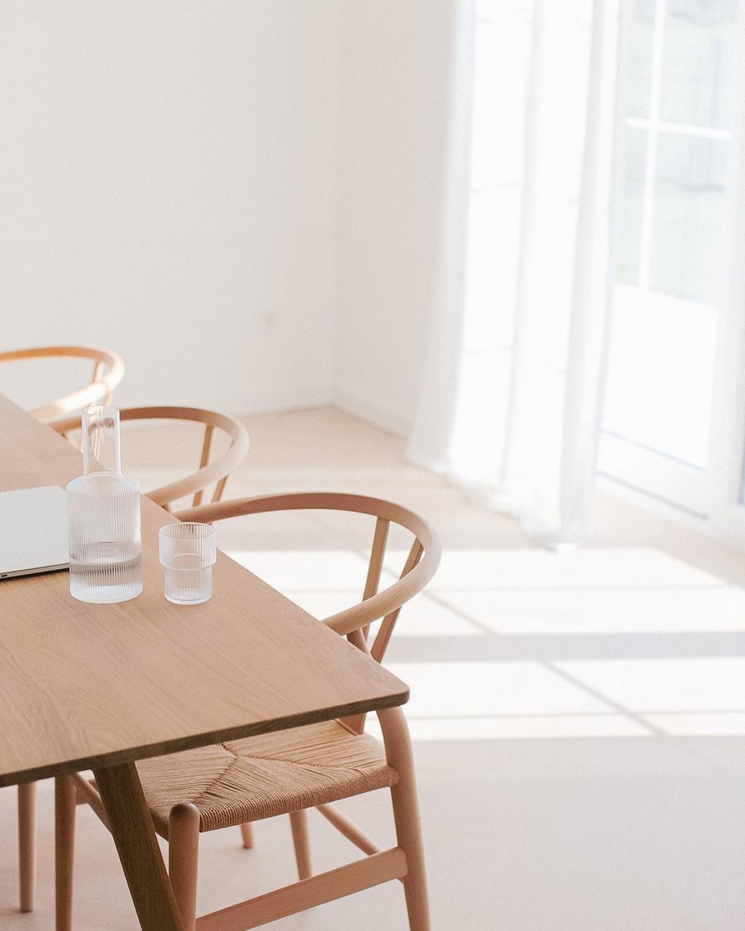 Ripple Carafe