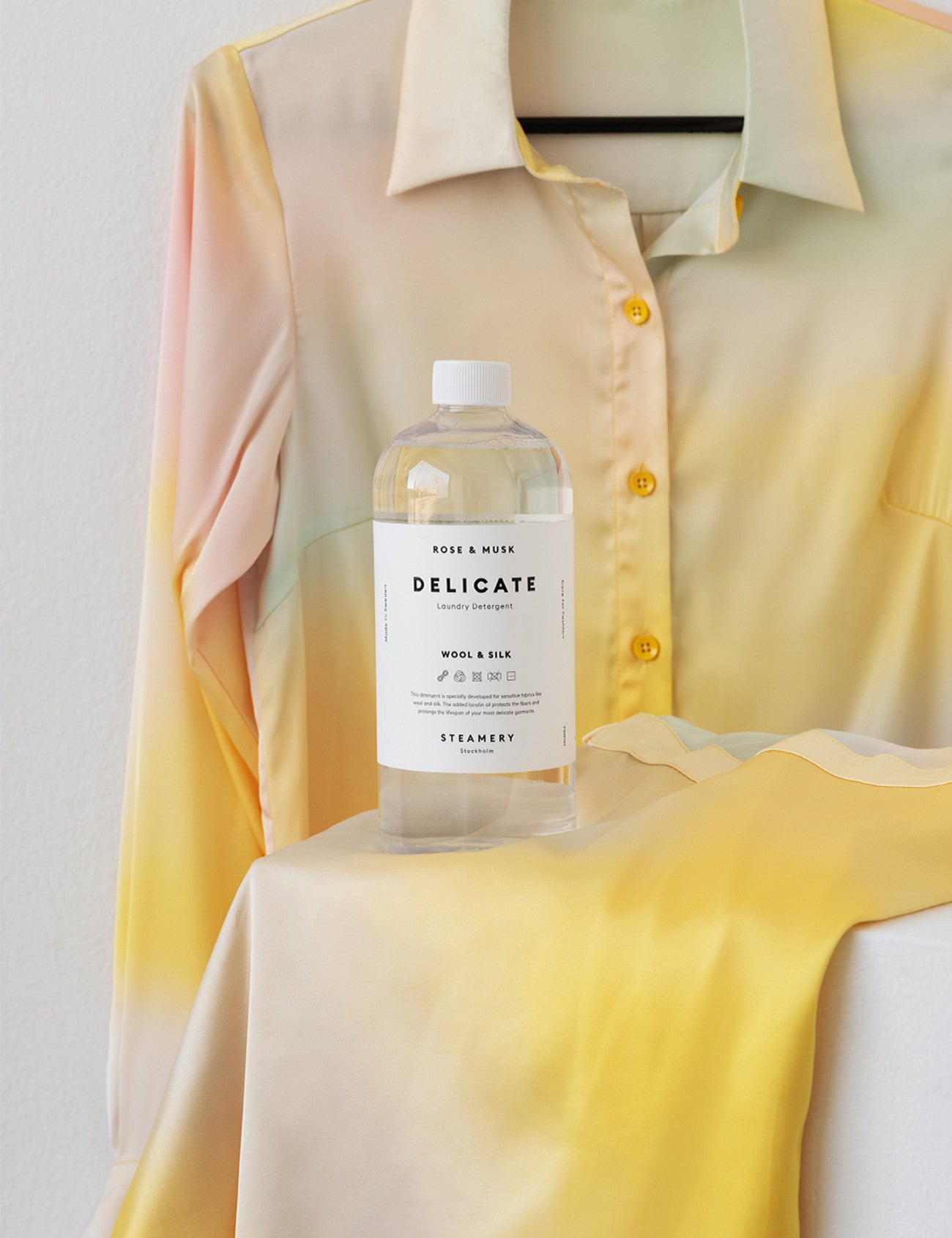 Detergent delicat de rufe