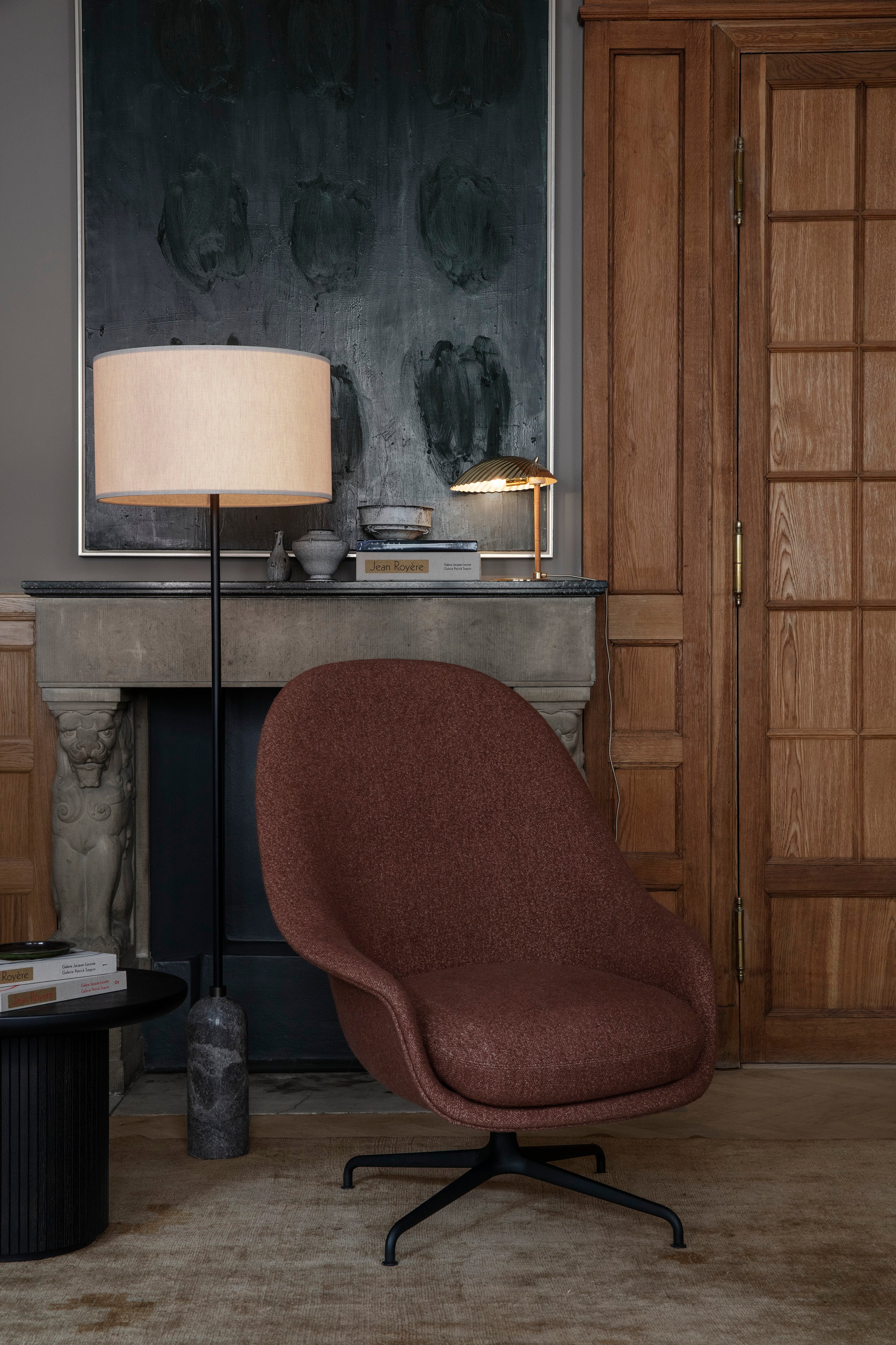 Bat Lounge Chair Fully Upholstered