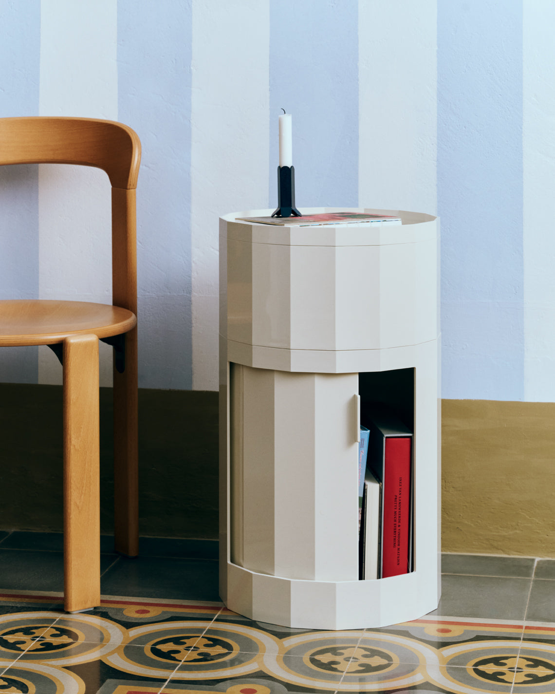 Cabinet Facet 101 cu picioare si roti - Misty Grey