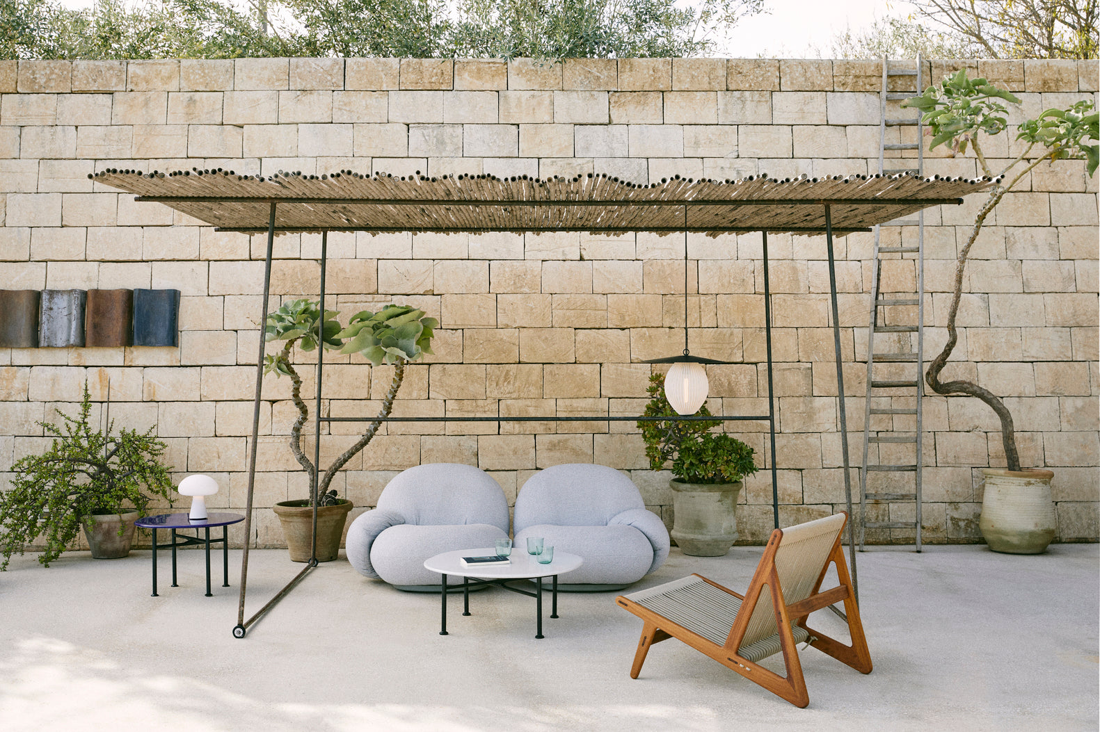 Corp De Iluminat Suspendat Satellite Outdoor - Cream White Semi Matt