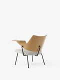 RFH RD8 Lounge Chair - Walnut and beech veneer & Hallingdal 103