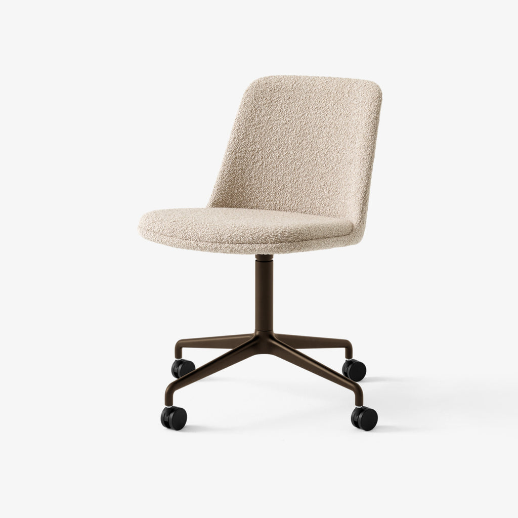 Rely Meeting Chair HW24 - 4-Star Swivel Base/Castors - Full Upholstered with Seat Pad