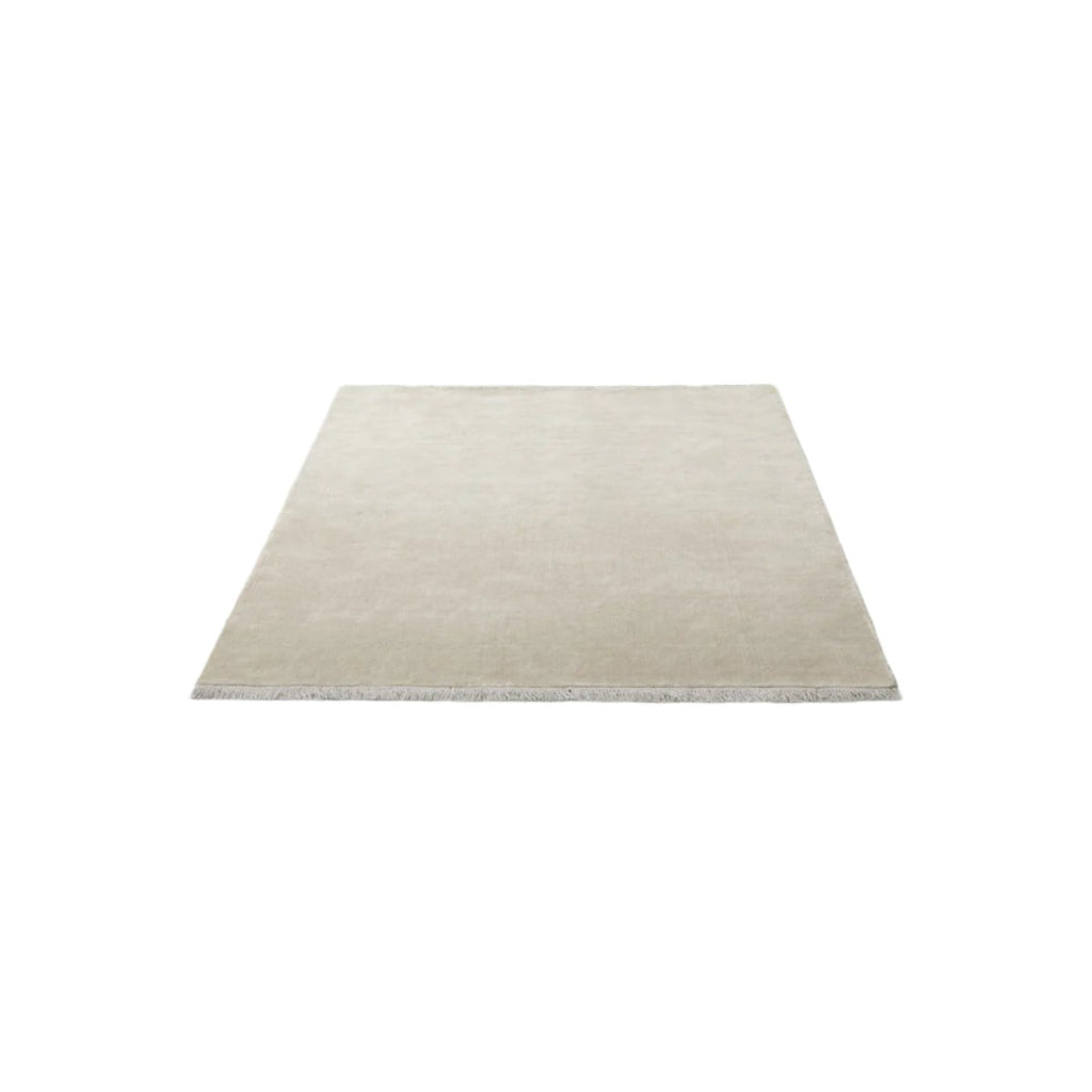 The Moor Rug AP18 & AP19 - Beige Dew