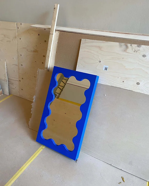 Curvy Mirror Mini
