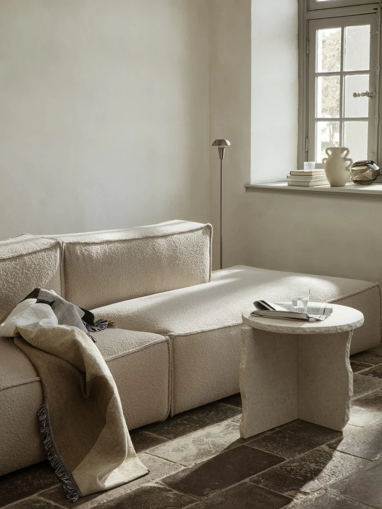 Mineral Sculptural Table - Bianco Curia