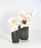 Folium Vase H20 - Black