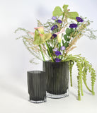 Folium Vase H25 - Black