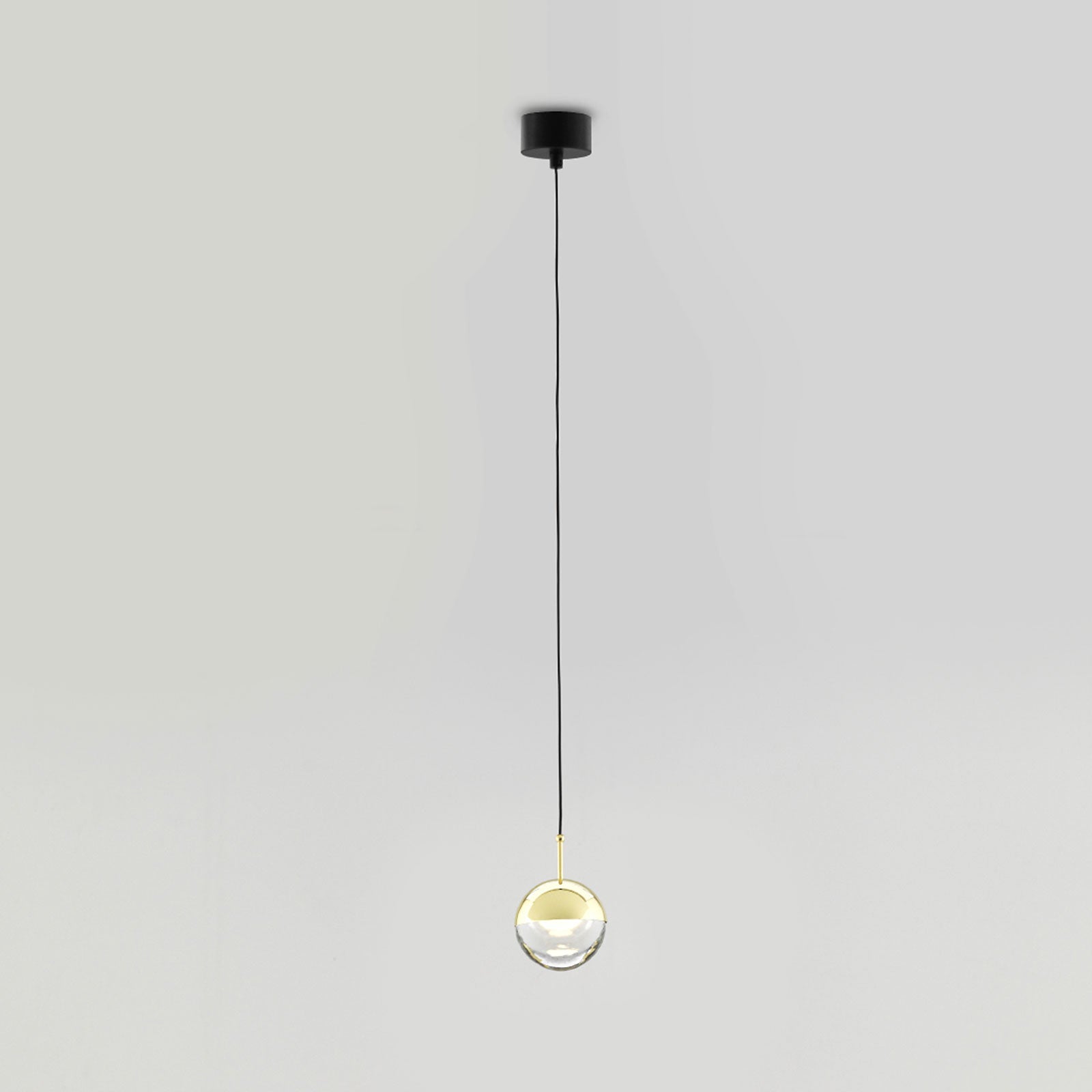 Dora Pendant