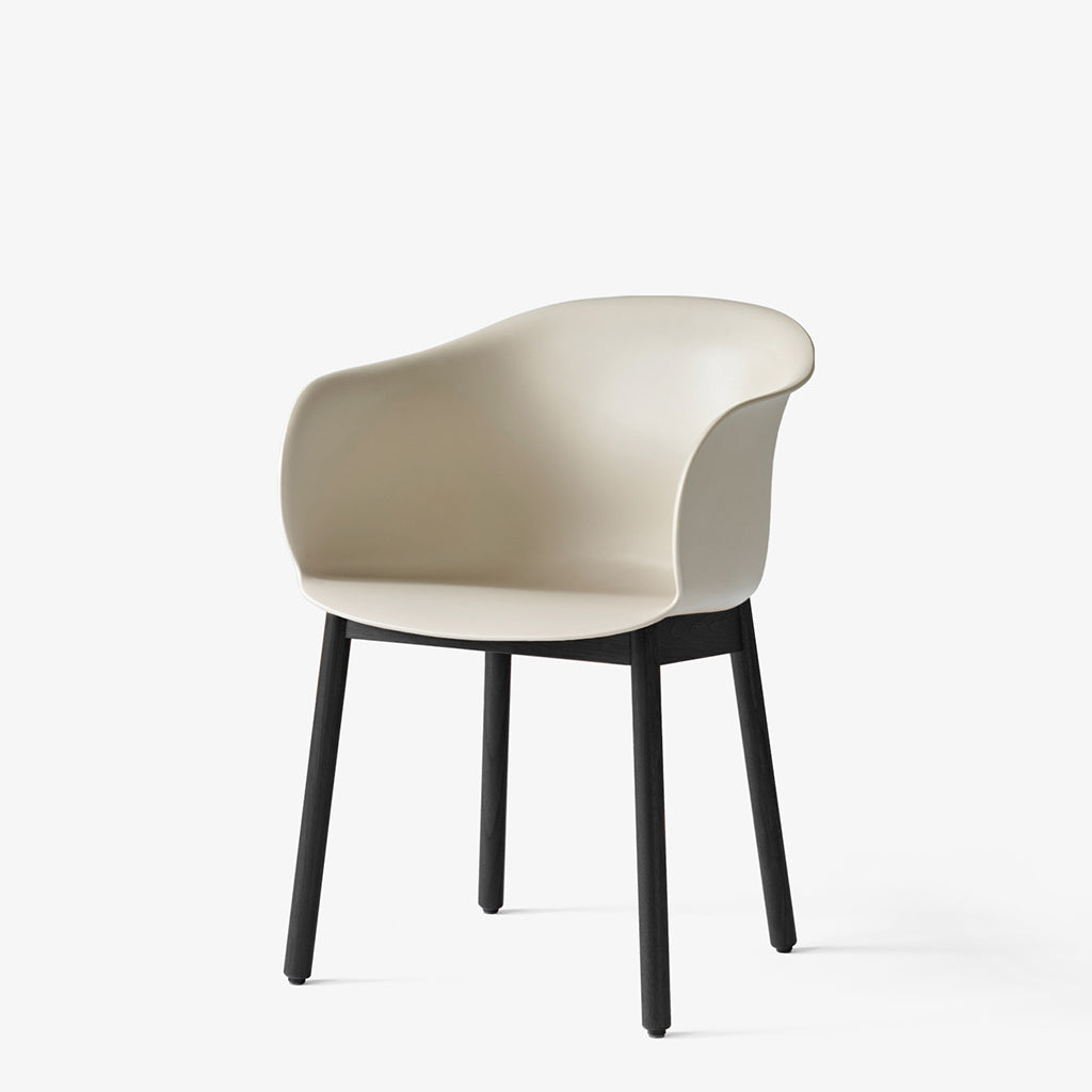 Elefy Chair JH30 - Soft Beige & Black lacquered Oak