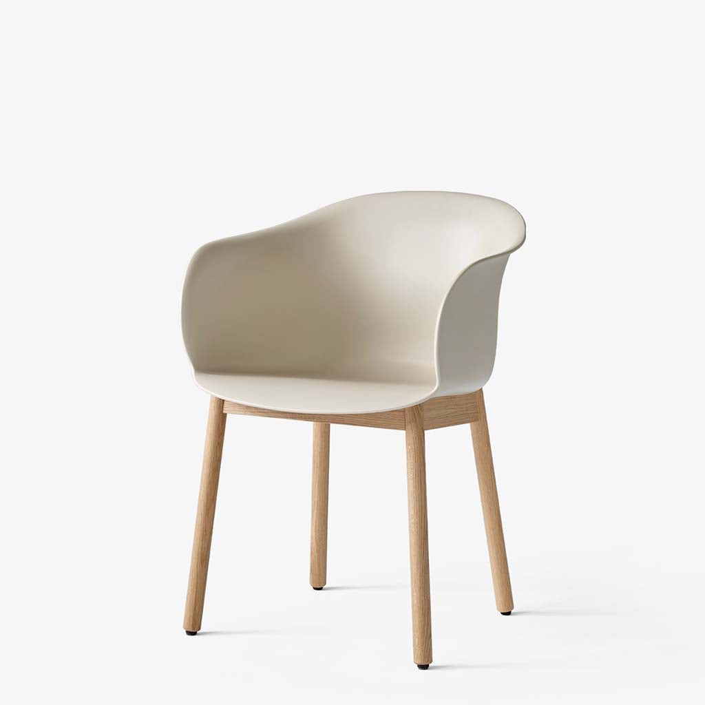 Elefy Chair JH30 - Soft Beige & Lacquered Oak
