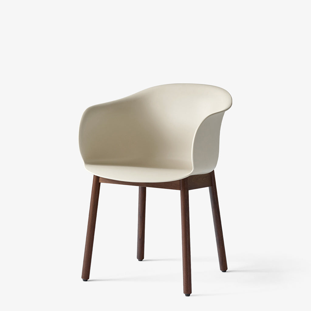 Elefy Chair JH30 - Soft Beige & Walnut