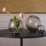 Globe Vase Black/Gold