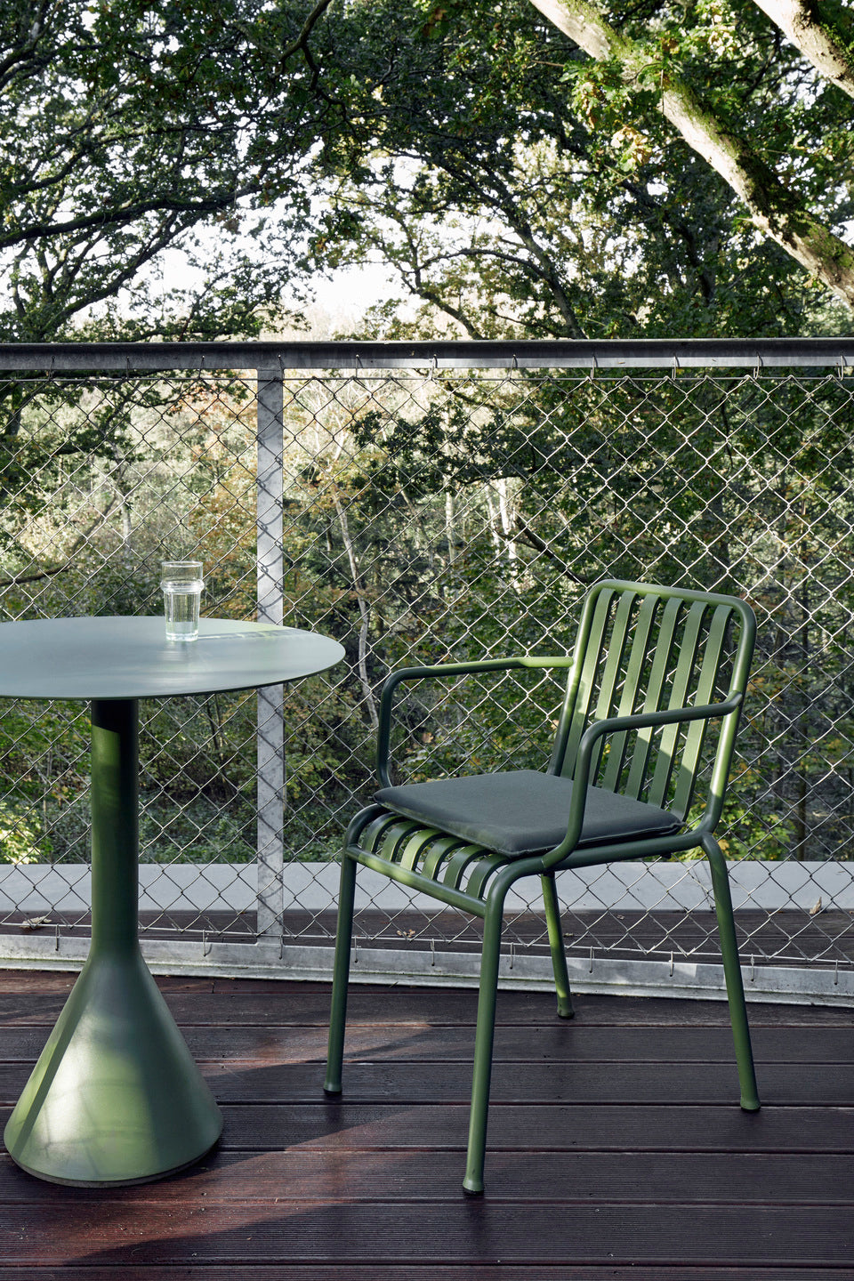 Palissade Cone Table Round Ø70 - Olive