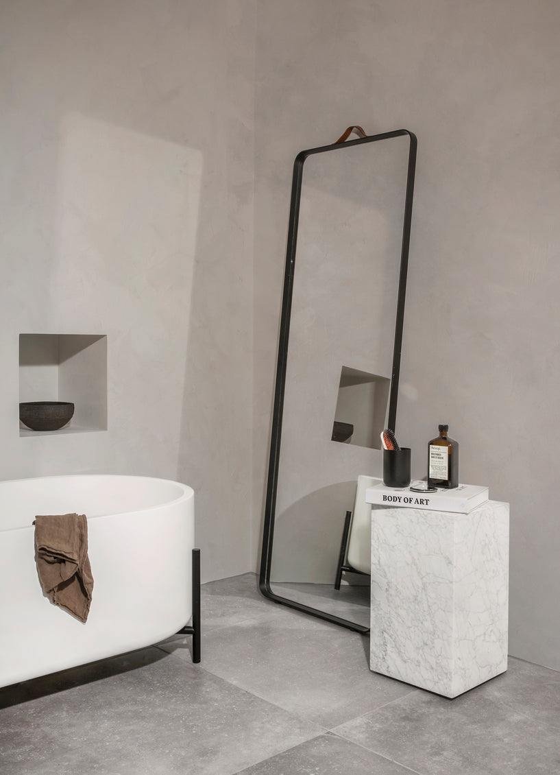 Plinth înaltă - Carrara