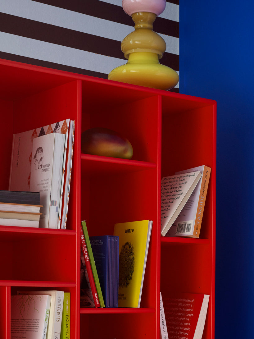COMPILE Shelf