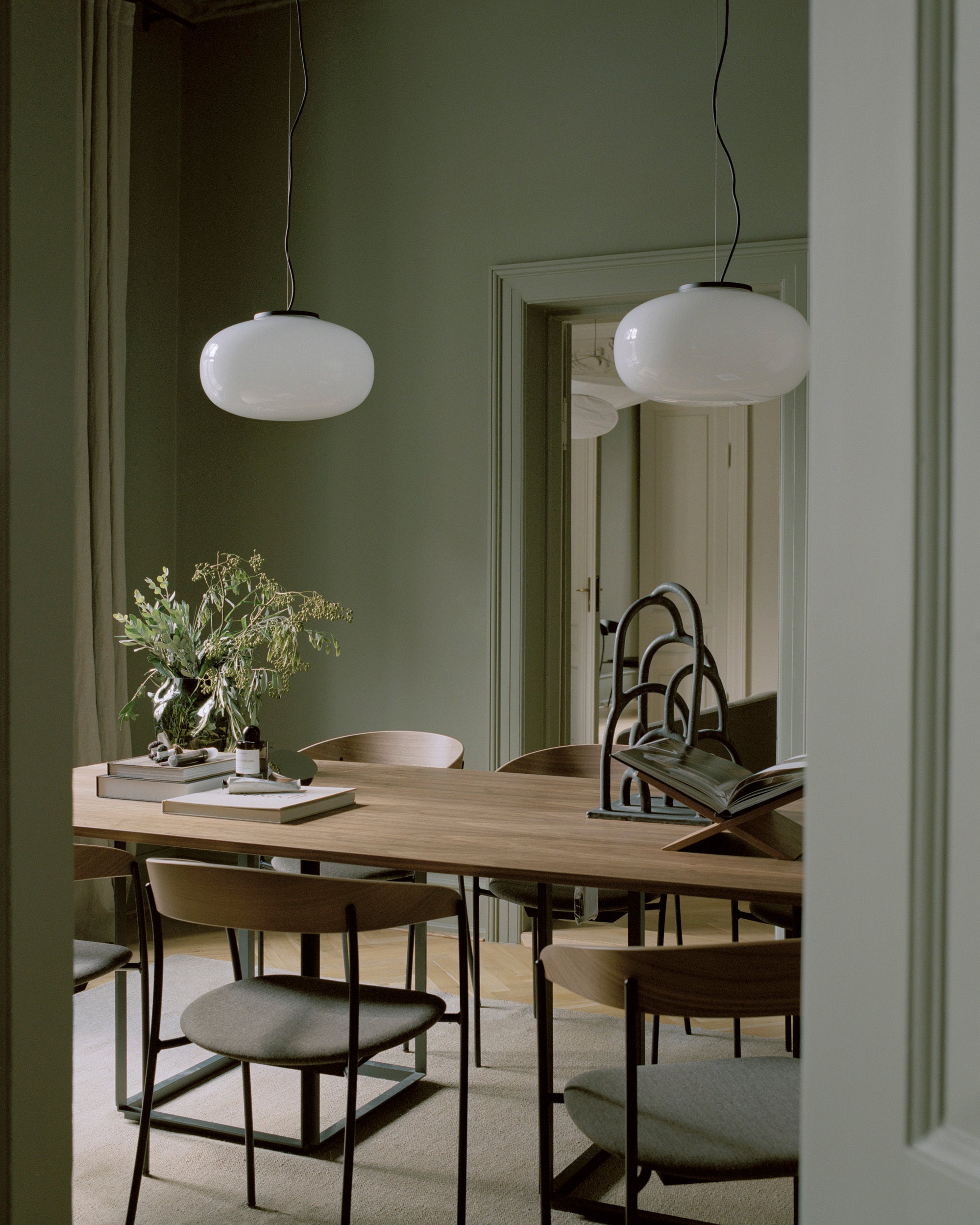 Karl-Johan Pendant Lamp, Large - Opal Glass