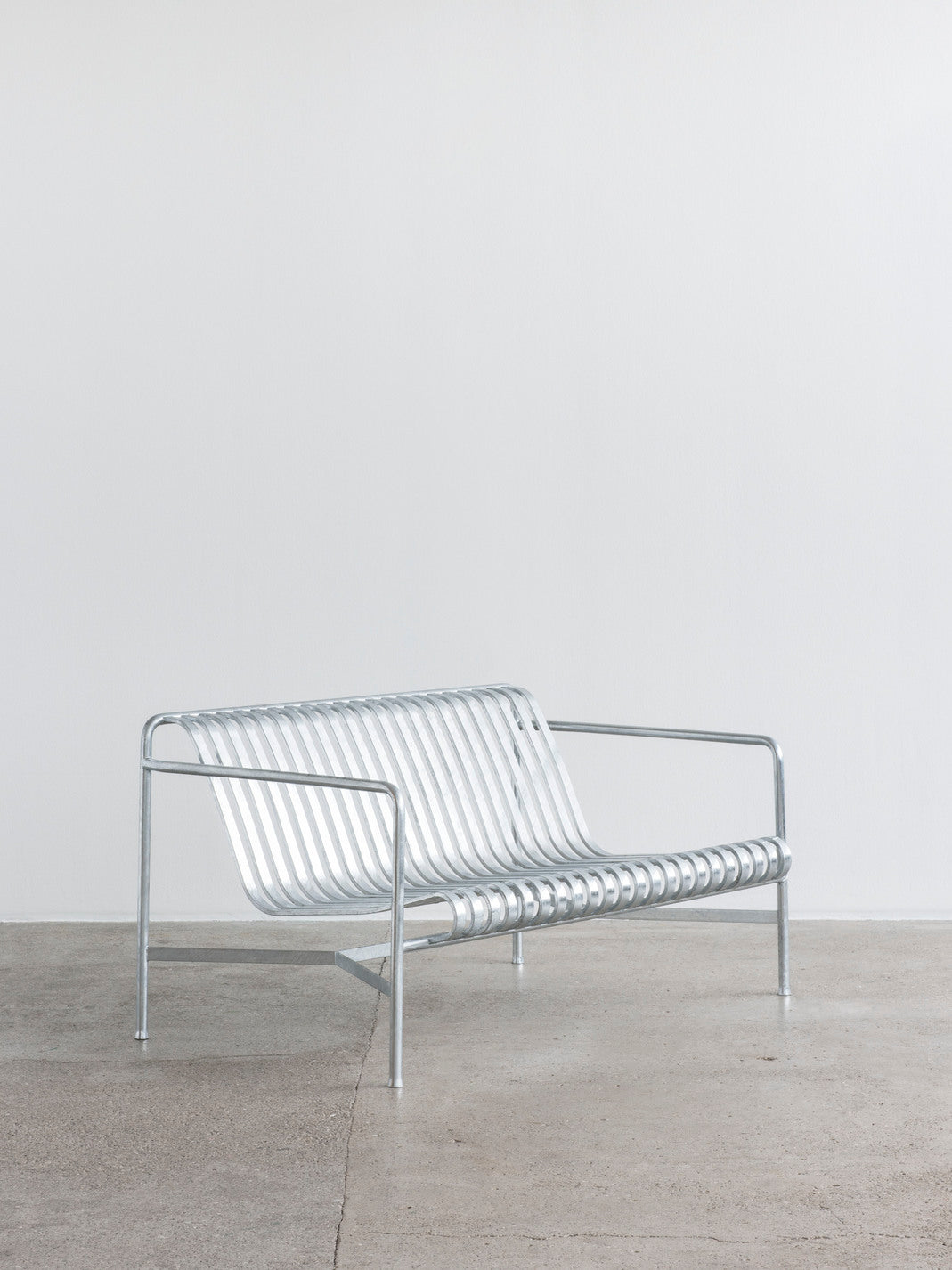 Palissade Dining Bench with Armrests - Hot Galvanised