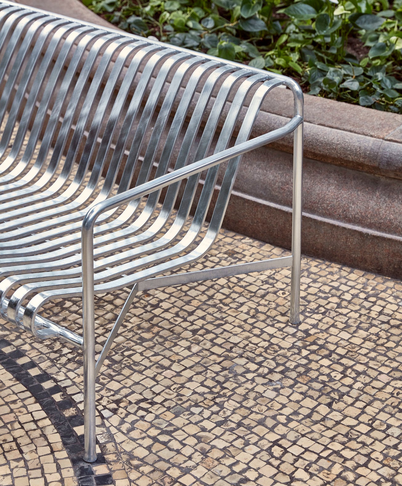 Palissade Lounge Sofa - Hot Galvanised
