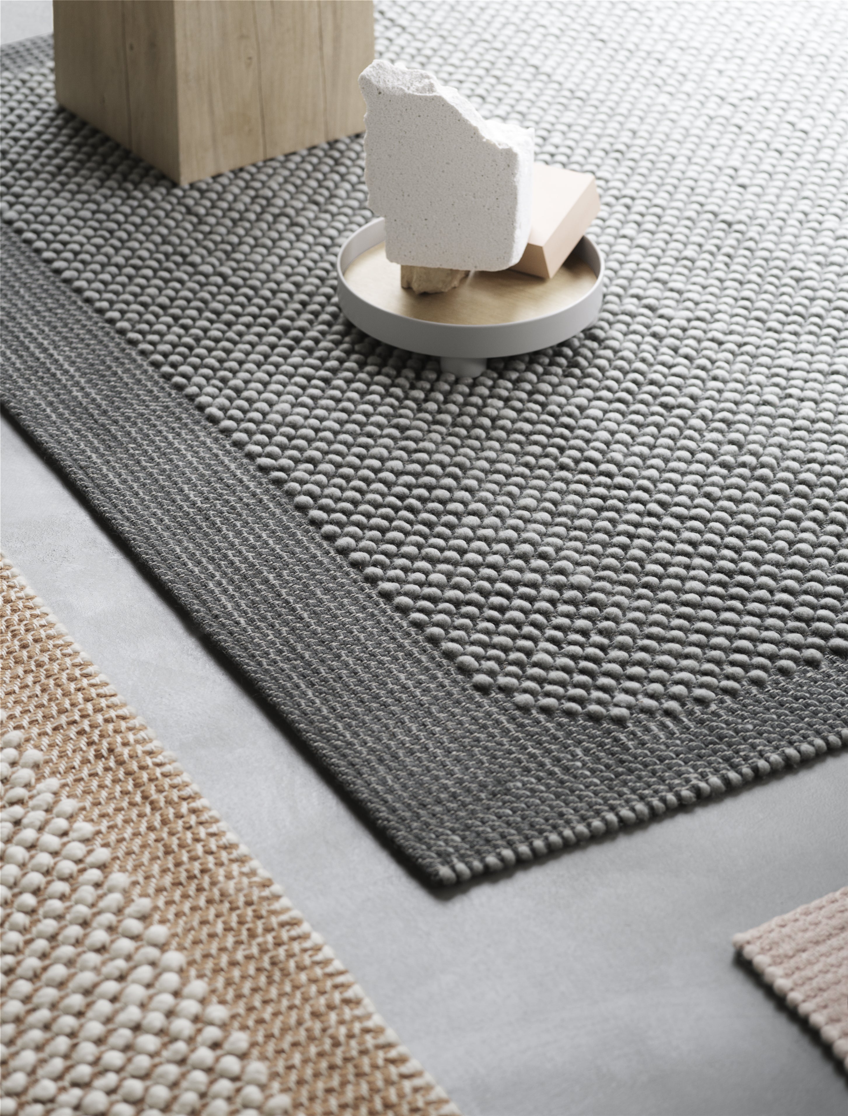 Pebble Rug - Dark Grey