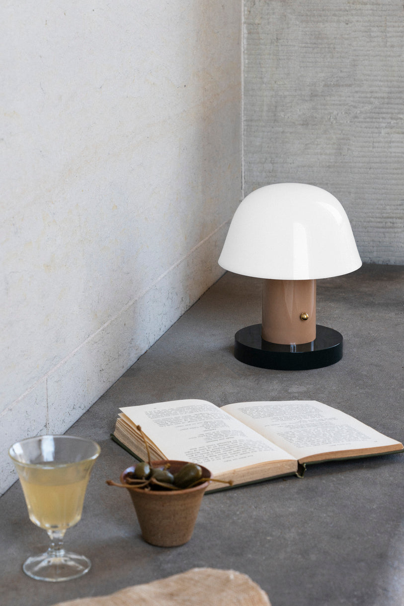 Lampă portabilă Setago JH27 - Nude & Verde