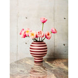 Varia Sculptural Vase Rose/Bordeaux